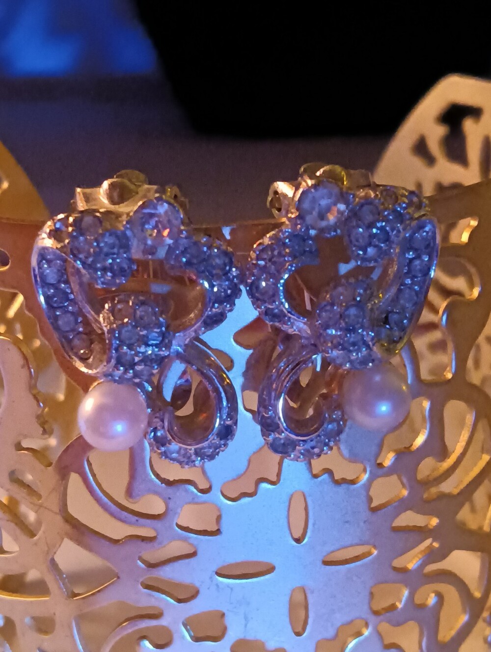 Silver Crystal Heart & Pearl Drop Earrings